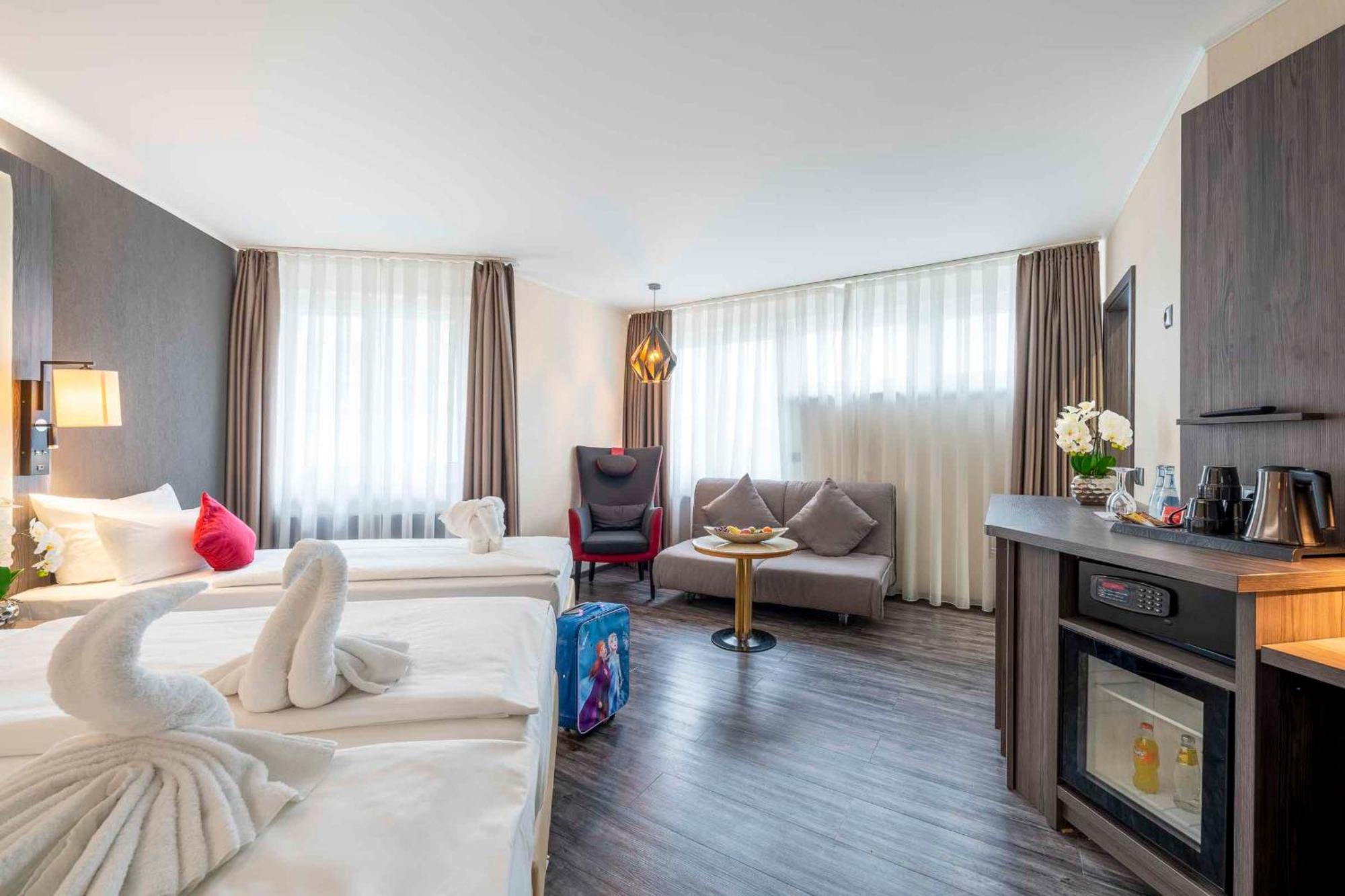 Plaza Inn Blankenburg Ditzingen, Sure Hotel Collection Bagian luar foto