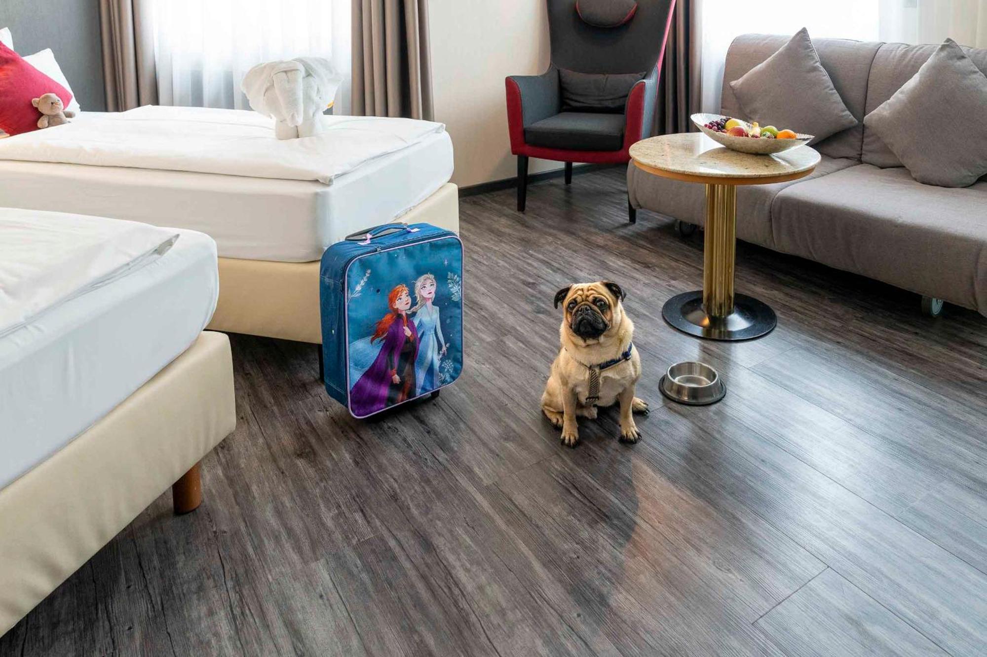 Plaza Inn Blankenburg Ditzingen, Sure Hotel Collection Bagian luar foto