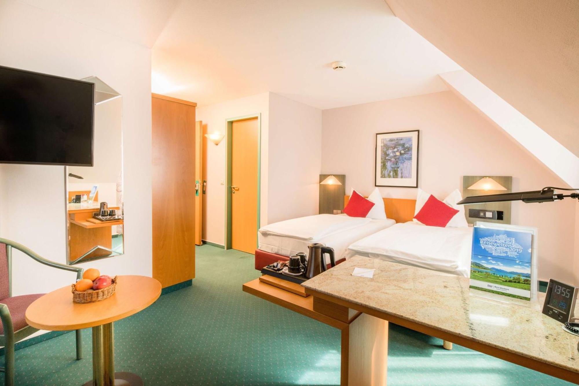 Plaza Inn Blankenburg Ditzingen, Sure Hotel Collection Bagian luar foto