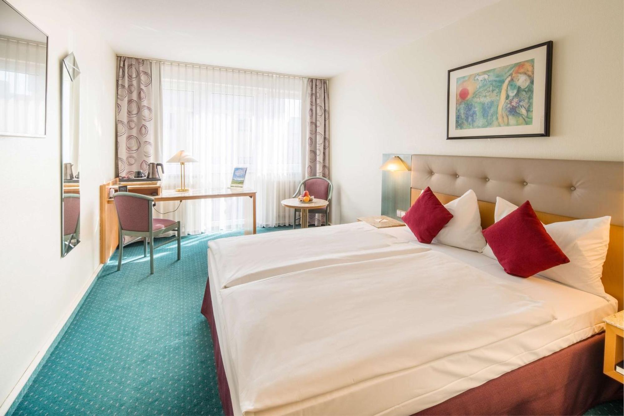 Plaza Inn Blankenburg Ditzingen, Sure Hotel Collection Bagian luar foto