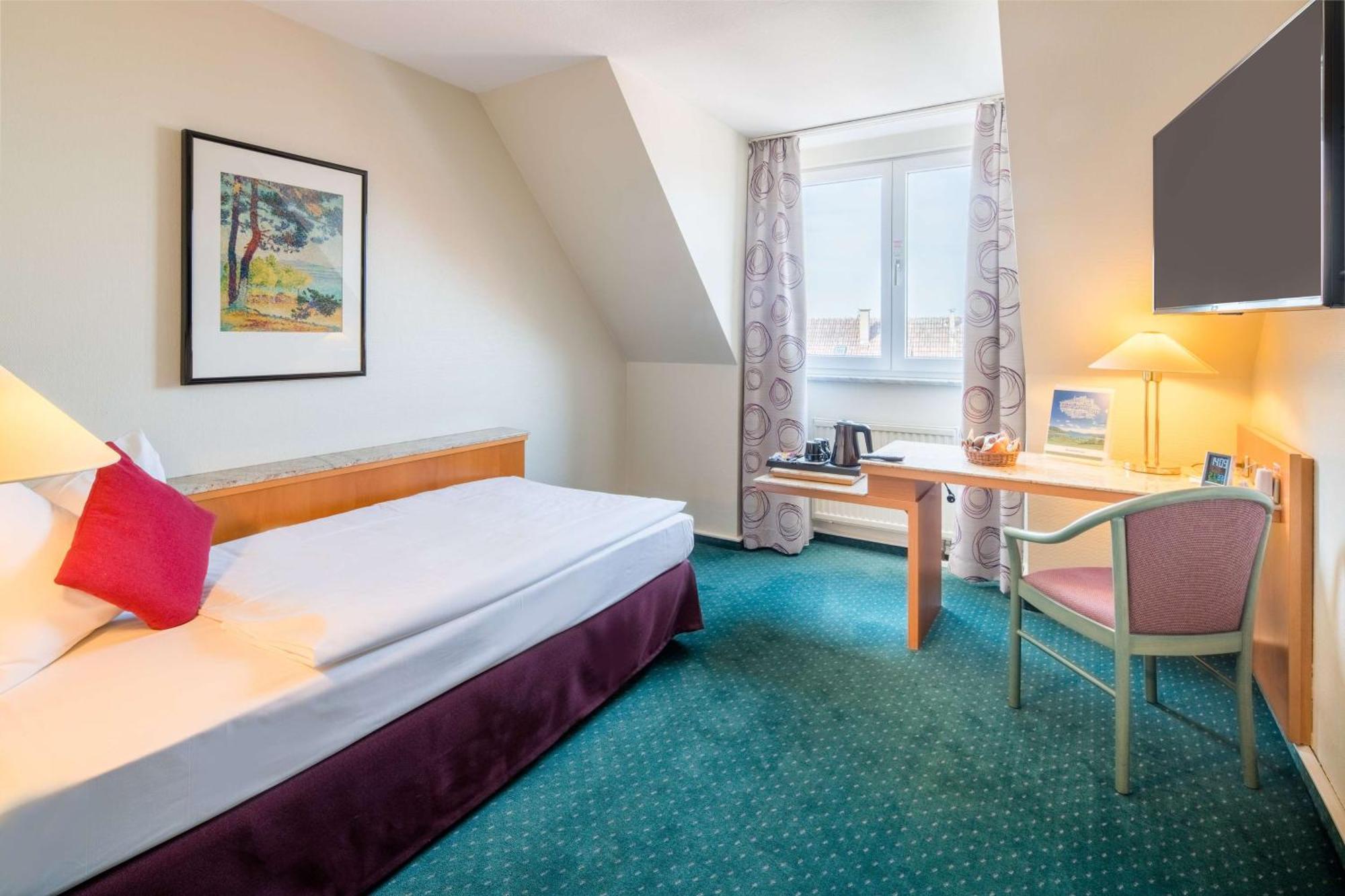 Plaza Inn Blankenburg Ditzingen, Sure Hotel Collection Bagian luar foto