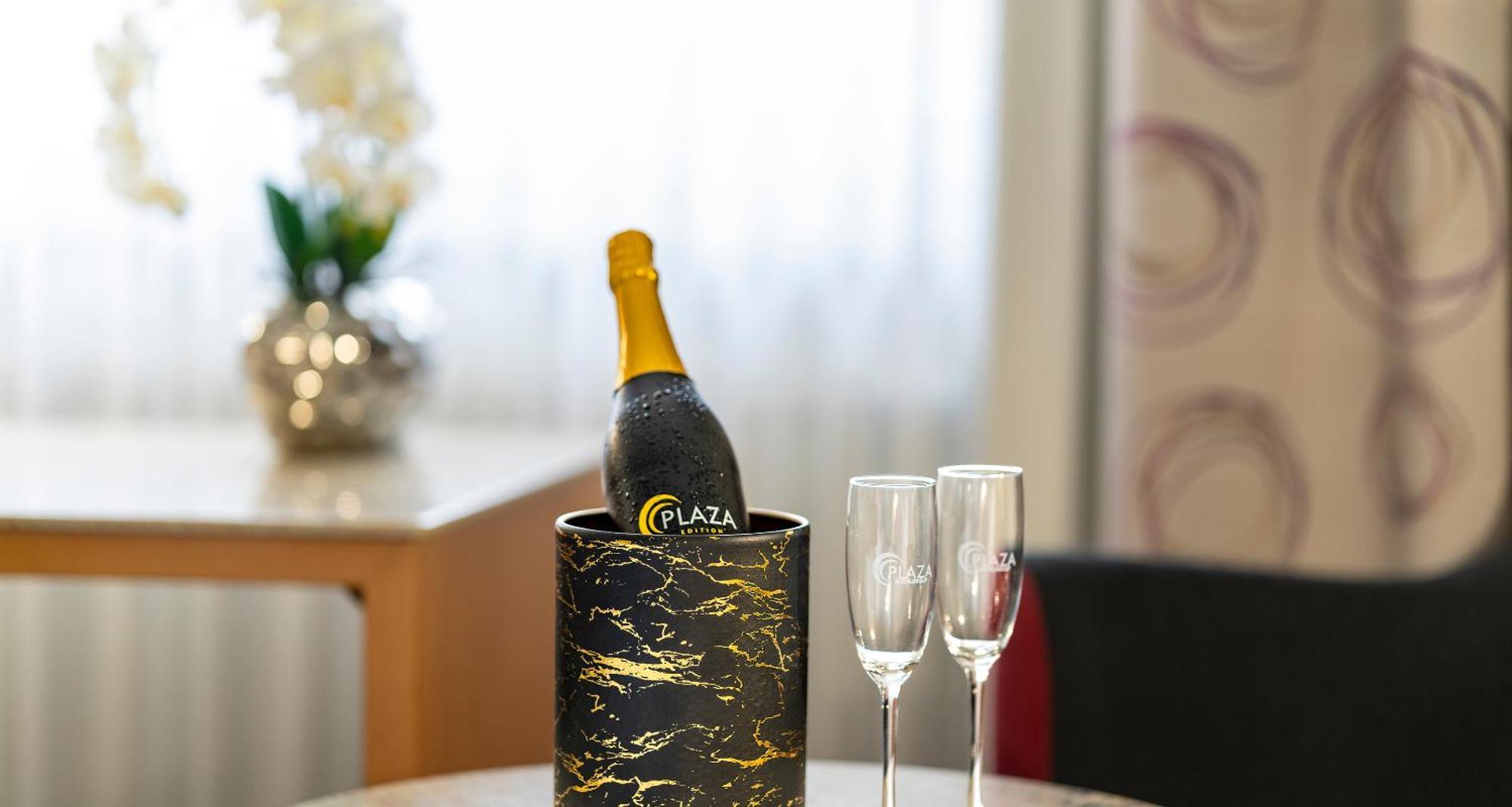 Plaza Inn Blankenburg Ditzingen, Sure Hotel Collection Bagian luar foto